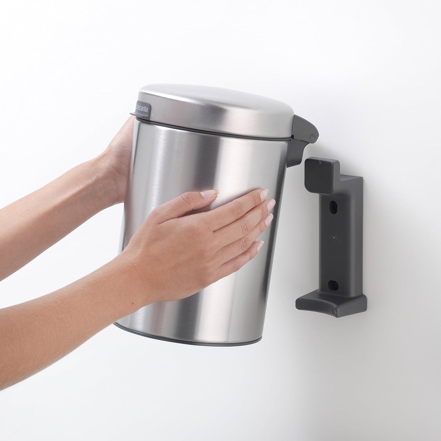 NewIcon Wall Mounted Silent Bin 3L