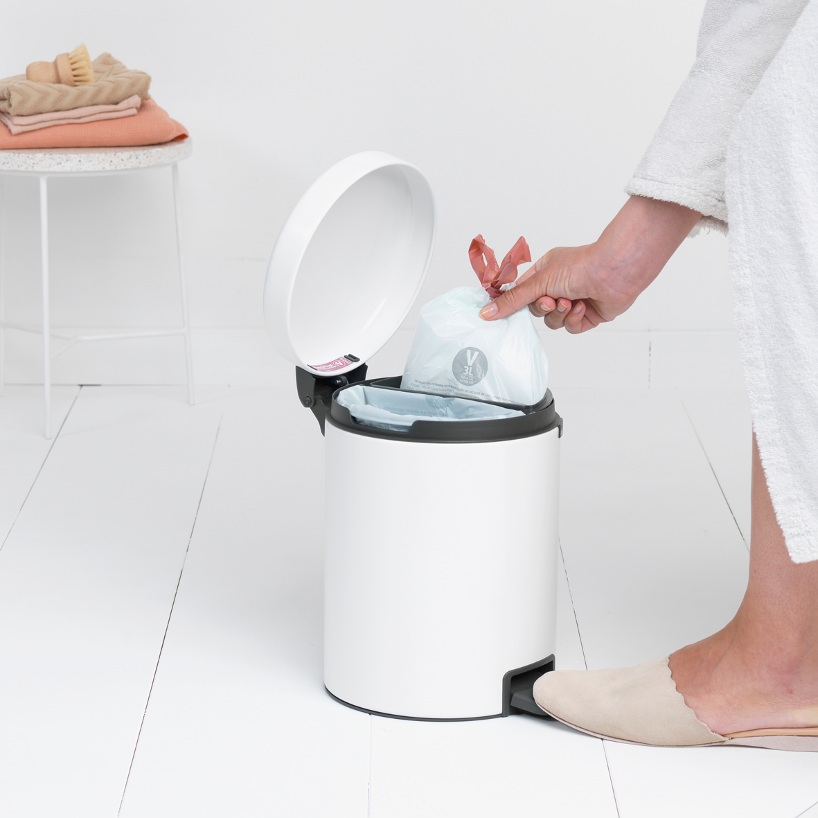 NewIcon Pedal Bin - Recycle - 2x2L