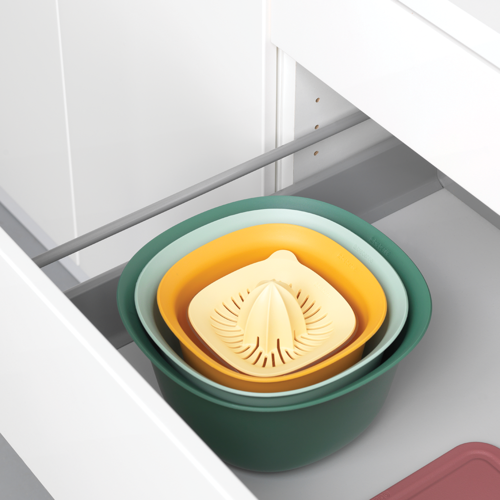 Tasty+ Bake&Mix Mixing Bowl Set - Mixing Bowl & Colander & Measuring Jug with Juicer