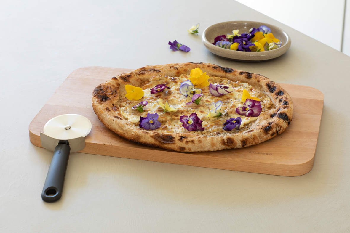 Tasty+ Slice&Dice Pizza Cutter - Dark Grey